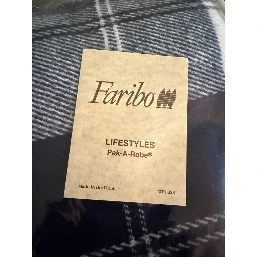 VINTAGE  Gap Faribo FRINGED Pal-A-Robe Blue Plaid PONCHO‎ ROBE 50X72 New Rare